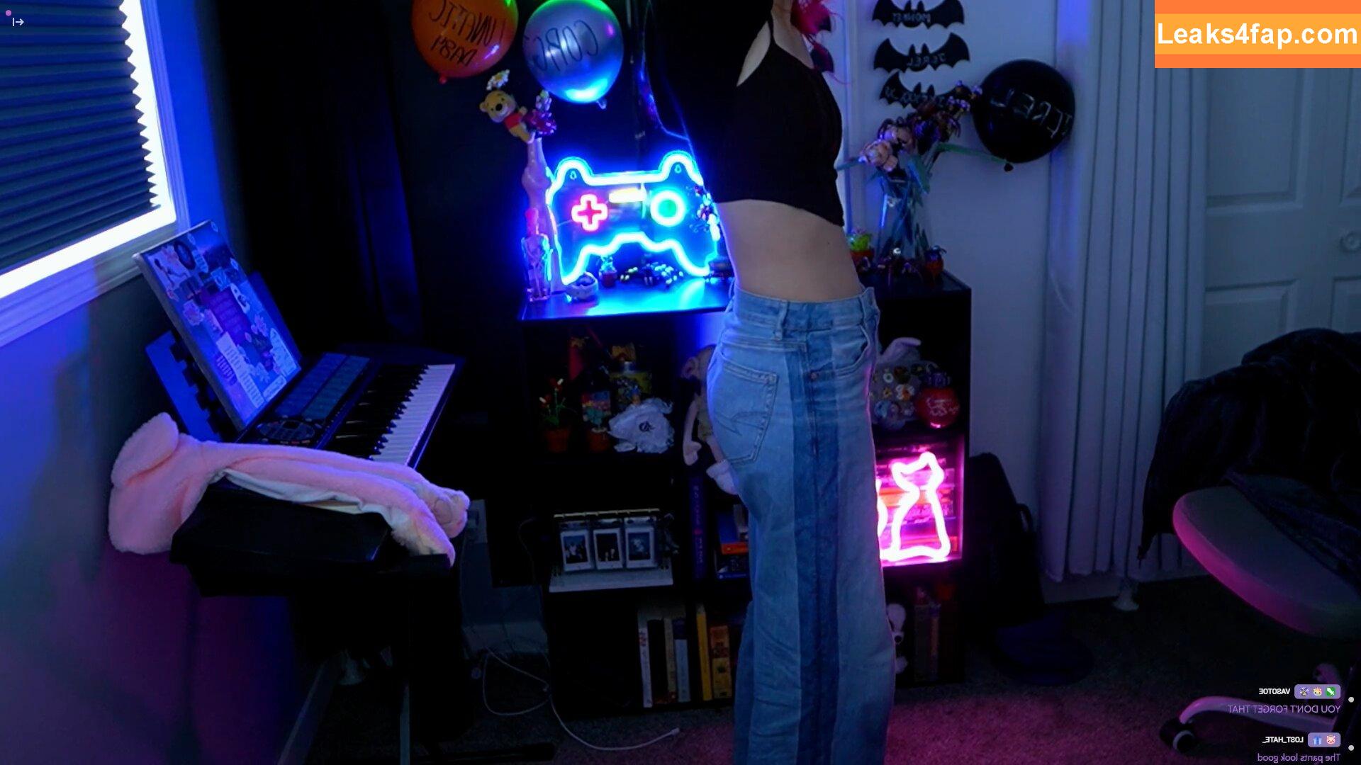 Rayactions / rayactions_ leaked photo photo #0036