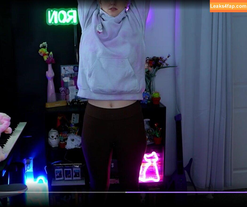 Rayactions / rayactions_ leaked photo photo #0126