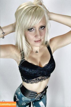 Raychul Moore photo #0005