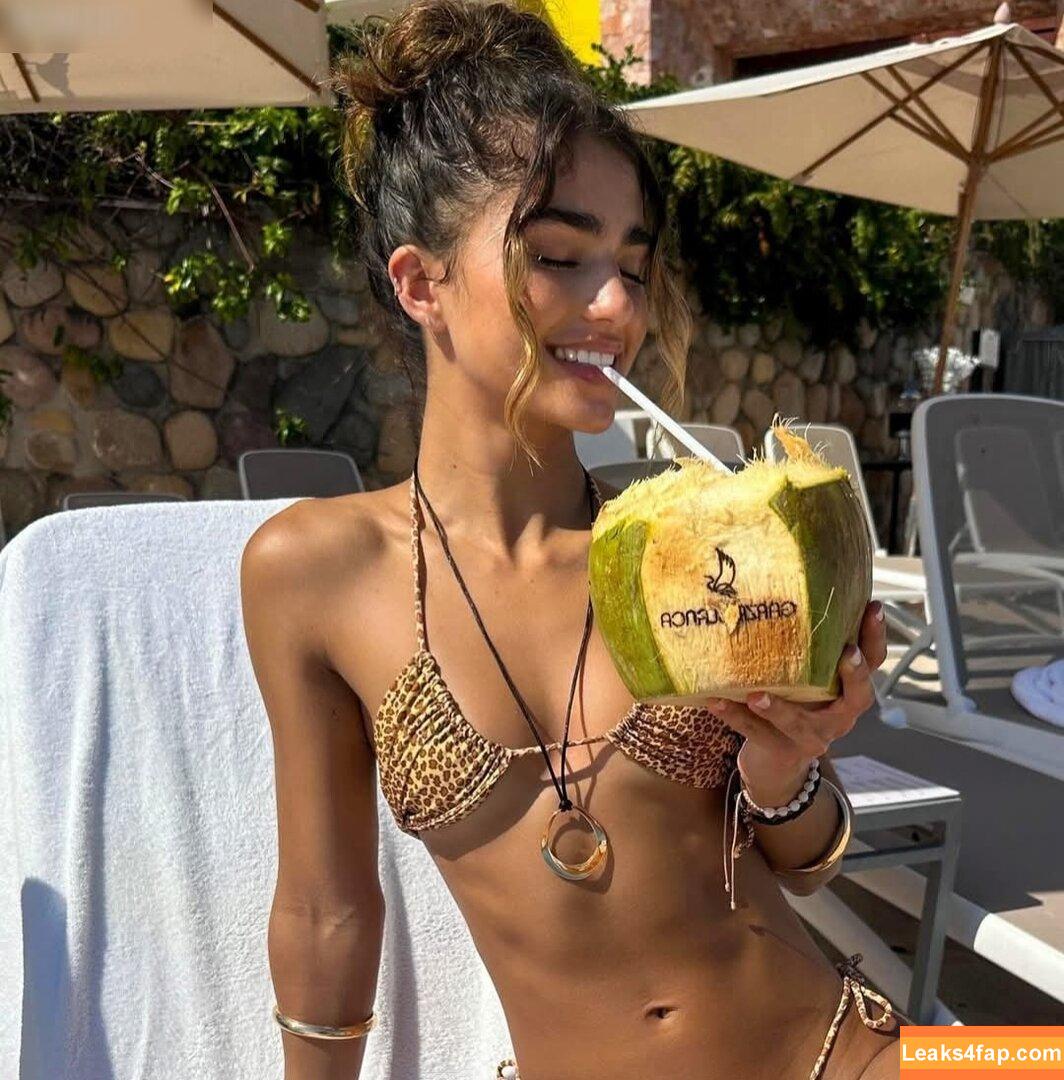 Rayna Vallandingham / raynavallandingham leaked photo photo #0082