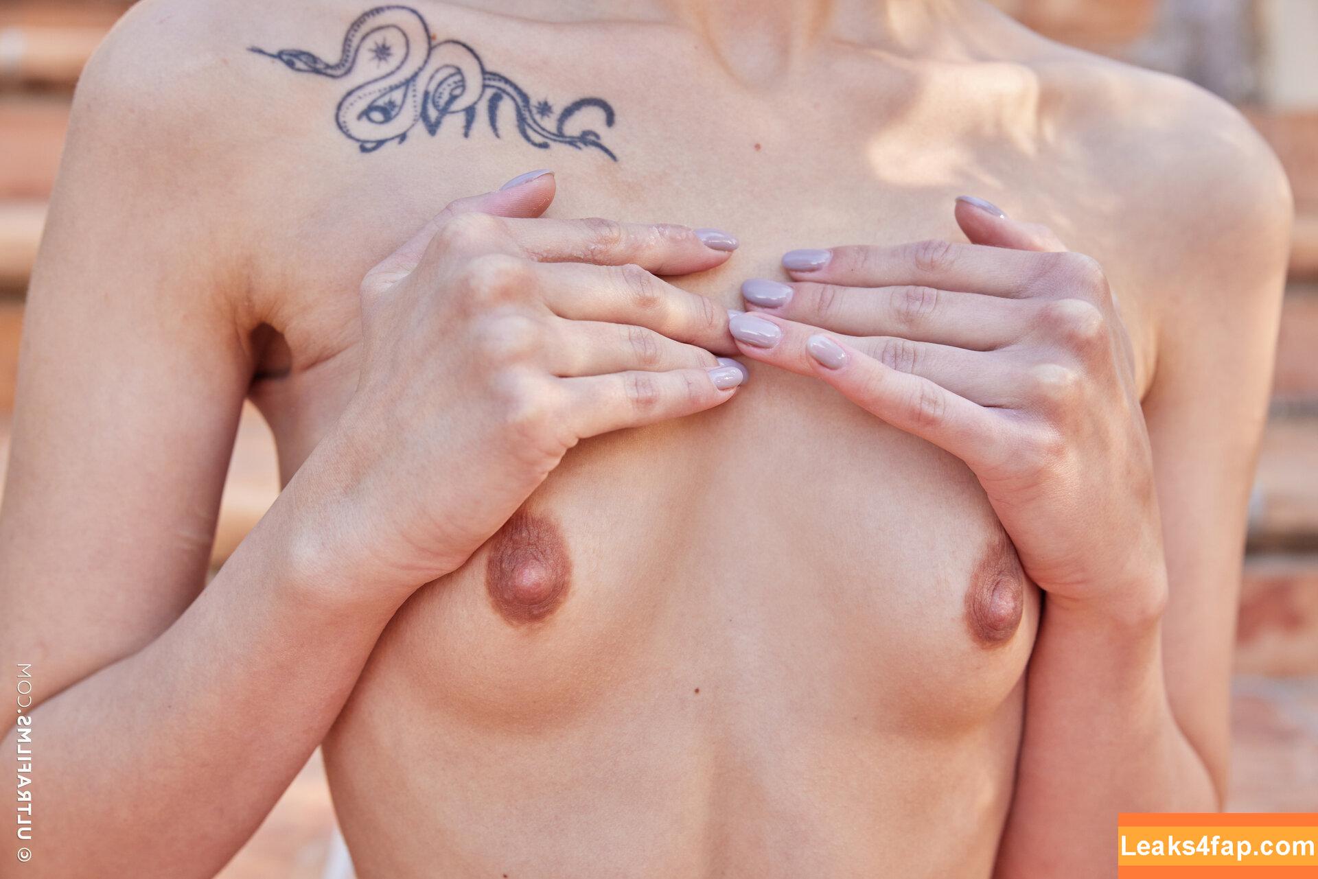 Rea Ready / Alison Lip / Ari leaked photo photo #0182