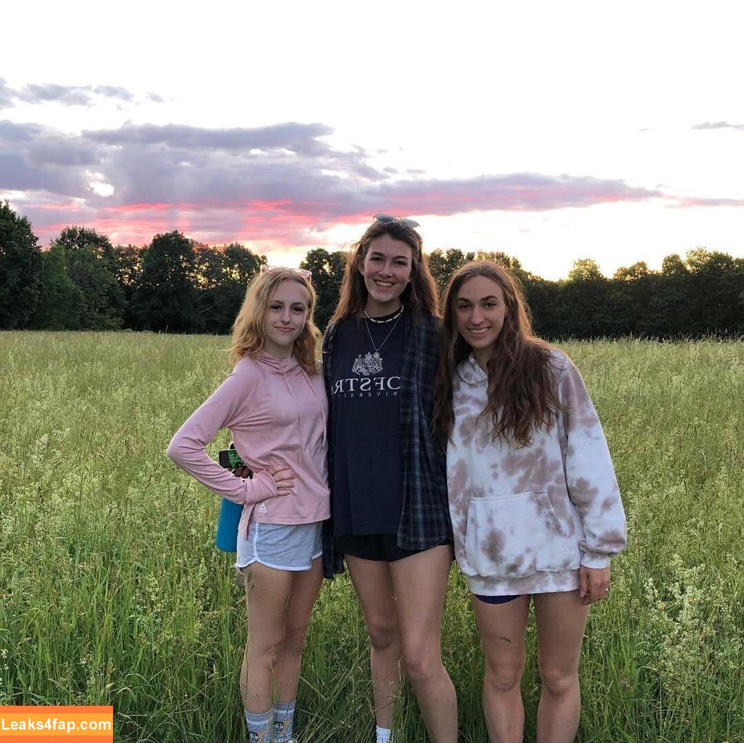 React GirlsYT / chinglishreactions / imon_Snow leaked photo photo #0274