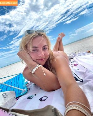 React GirlsYT photo #0254