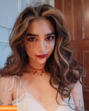 React GirlsYT photo #0258