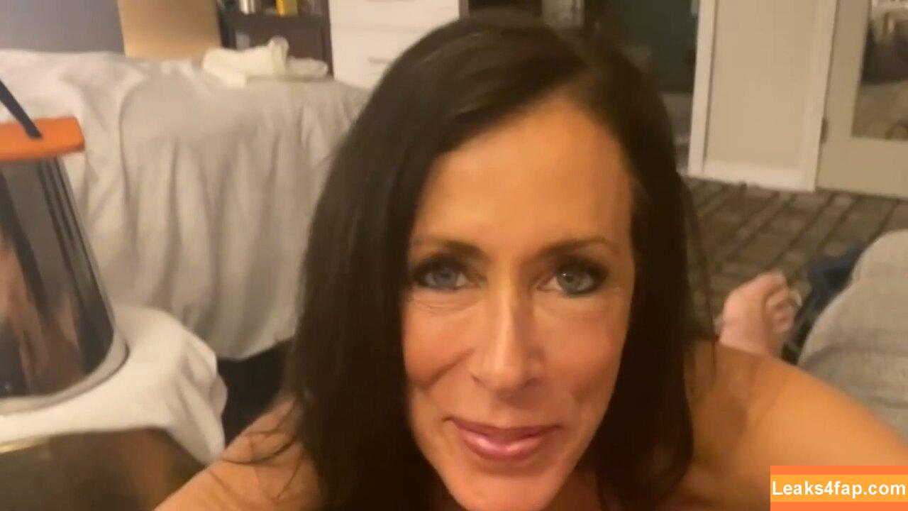 Reagan Foxx / https: / risewithrm / thereaganfoxx leaked photo photo #1092