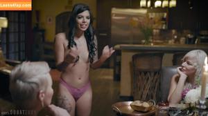 Reagan Foxx photo #1162