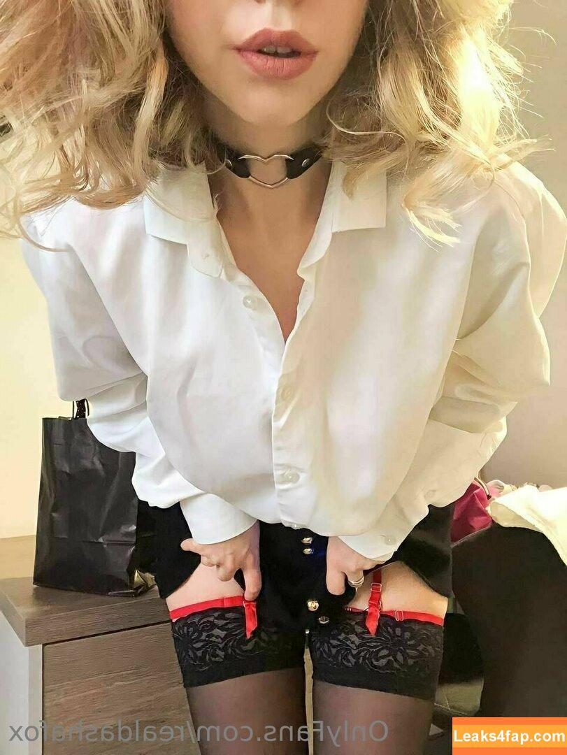 realdashafox / Dasha_fox / darealfox_ leaked photo photo #0097