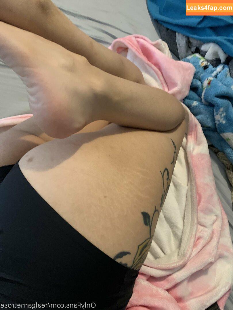 realgarnetrose / garnets.and.roses leaked photo photo #0035