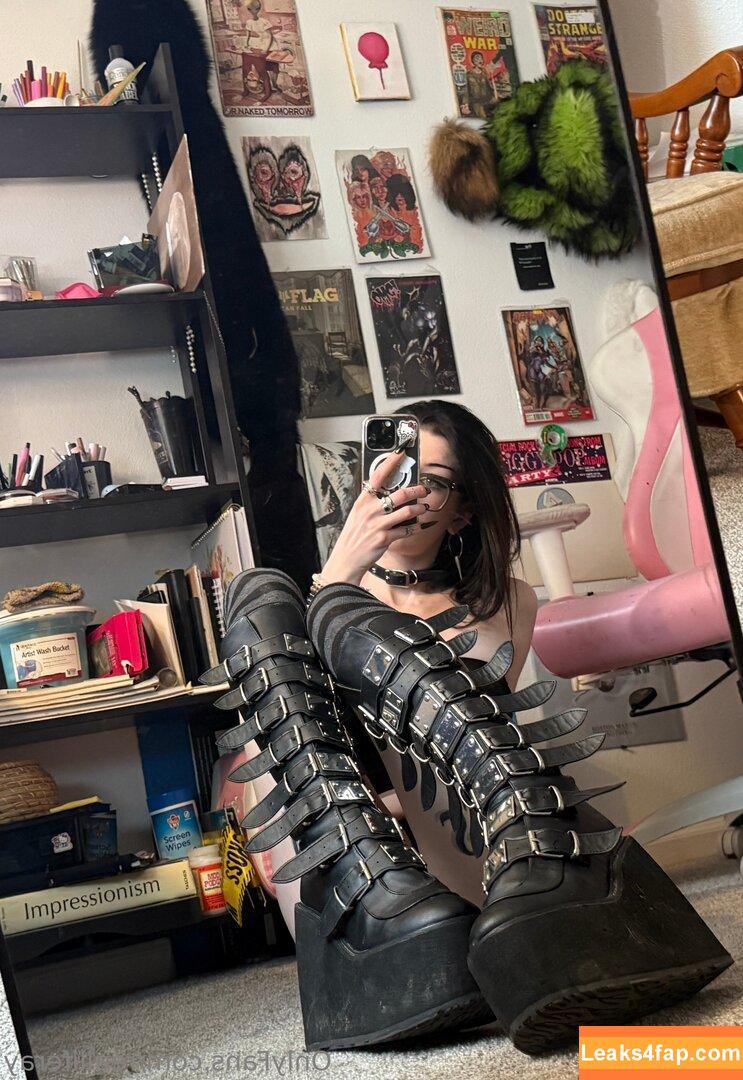 realliferay /  leaked photo photo #0008