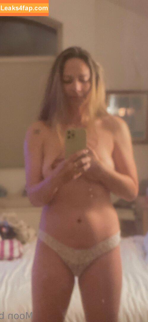 realmoonbloodgood /  leaked photo photo #0172