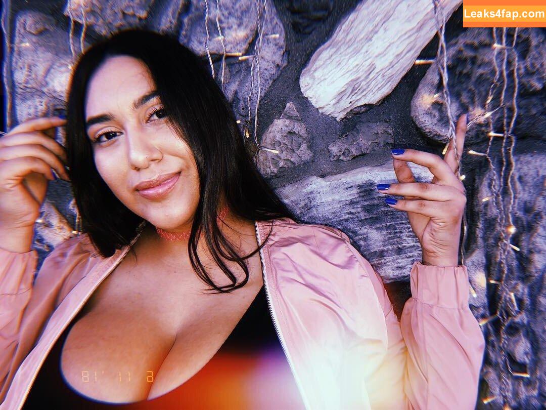 realroses / roserayy leaked photo photo #0008