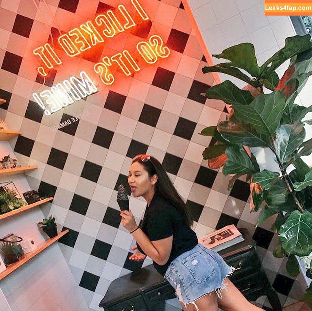 realroses / roserayy leaked photo photo #0015