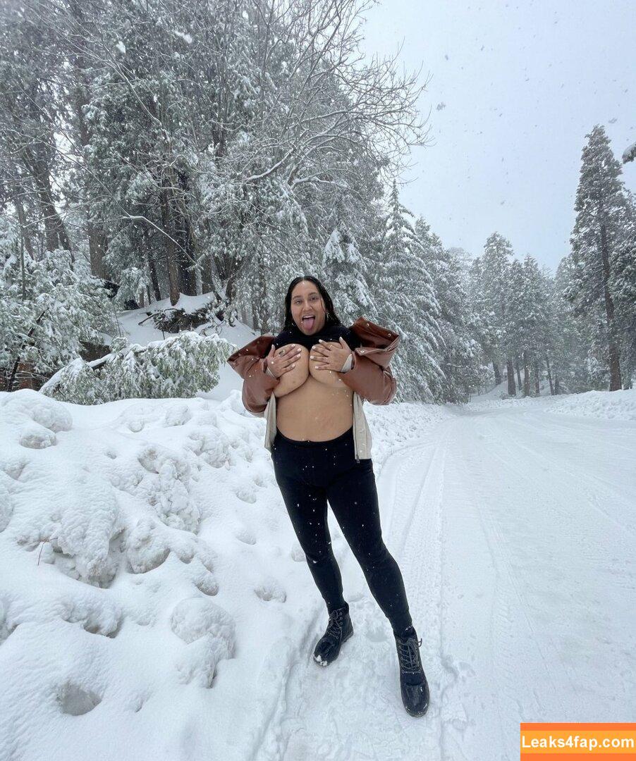 realroses / roserayy leaked photo photo #0117