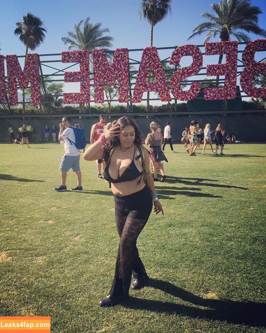 realroses / roserayy leaked photo photo #0121
