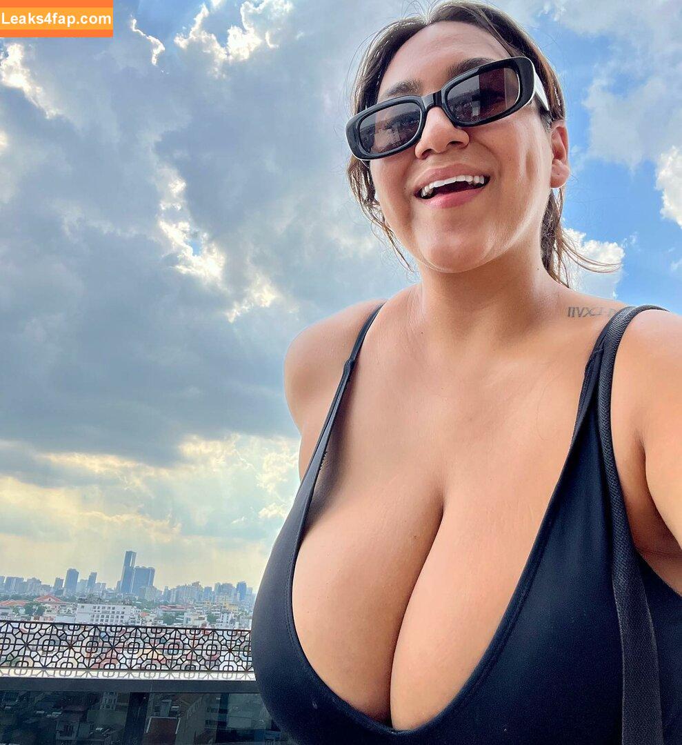 realroses / roserayy leaked photo photo #0123