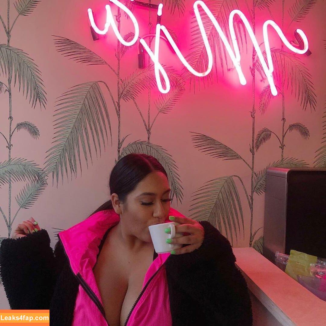 realroses / roserayy leaked photo photo #0139