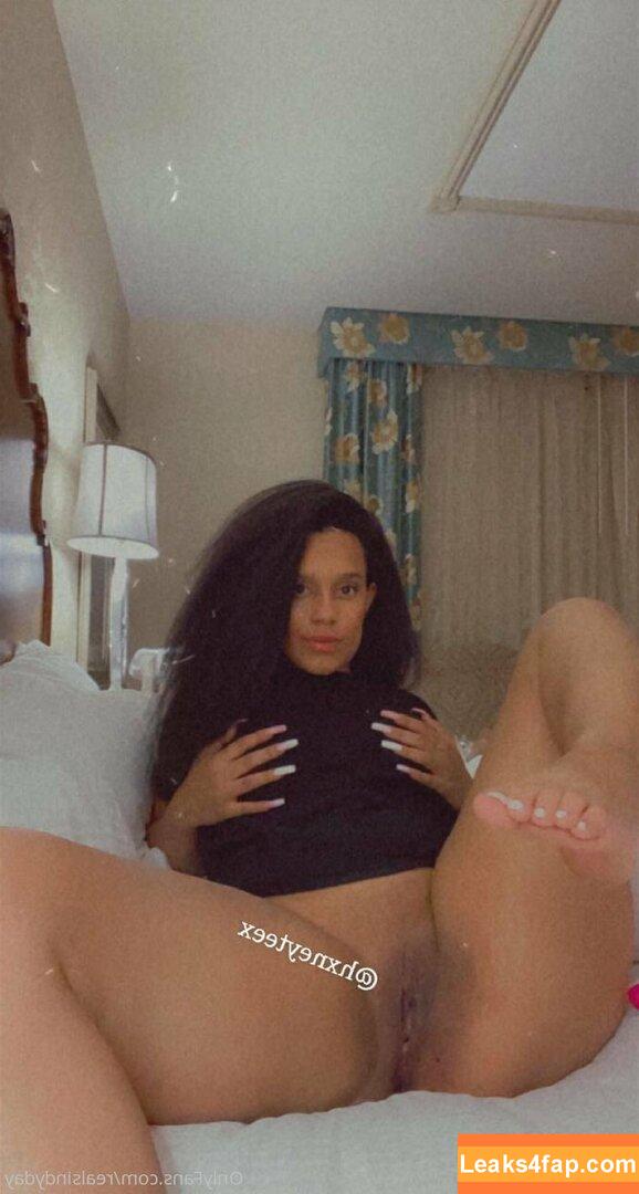 realsindyday / realsindyy слитое фото фото #0072