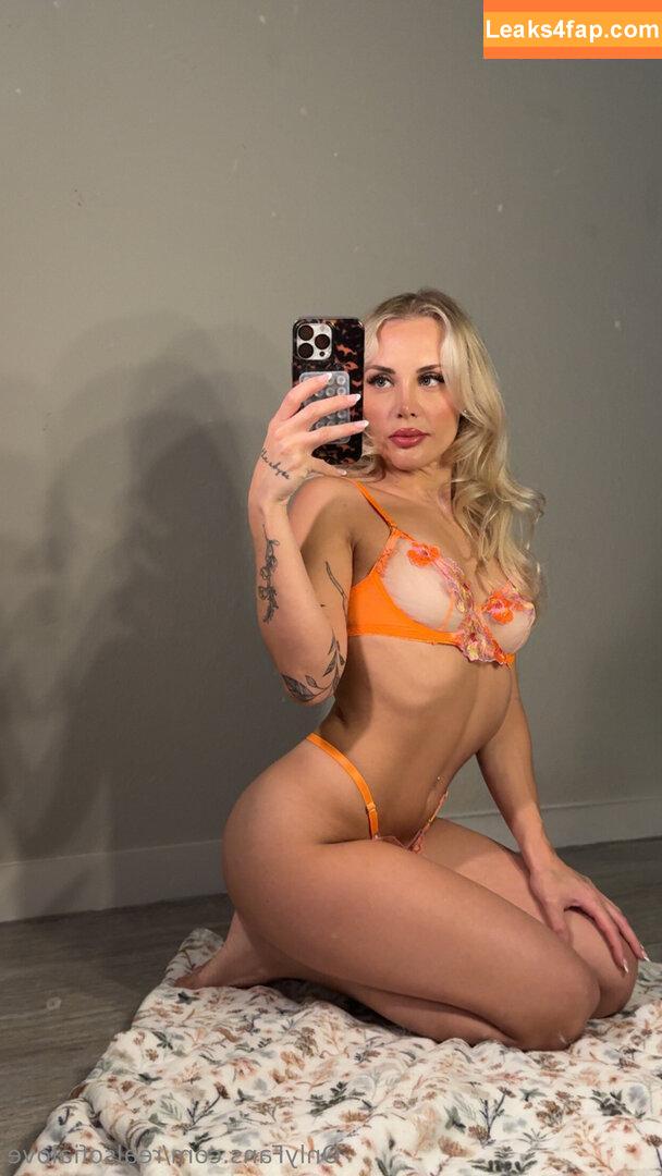 realsofialove / s0fial0ve leaked photo photo #0015