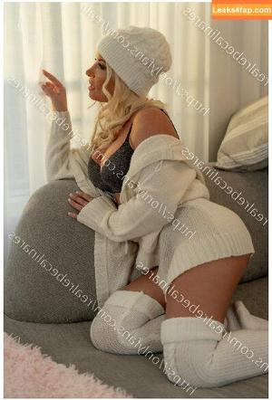 Rebeca Linares фото #0003