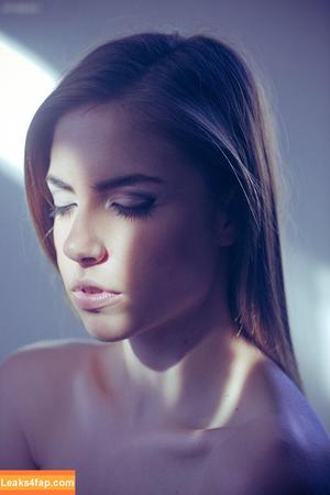 Rebecca Bagnol photo #1390