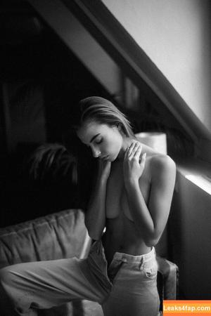 Rebecca Bagnol фото #2074