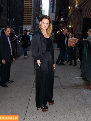 Rebecca Ferguson photo #0204