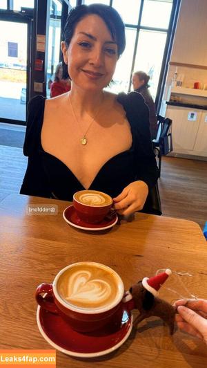 Rebecca Ford photo #0223