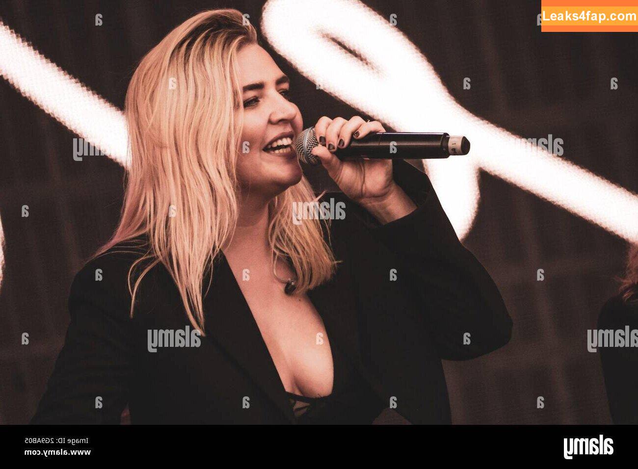 Rebecca Lucy Taylor / Self Esteem / selfesteemselfesteem leaked photo photo #0084
