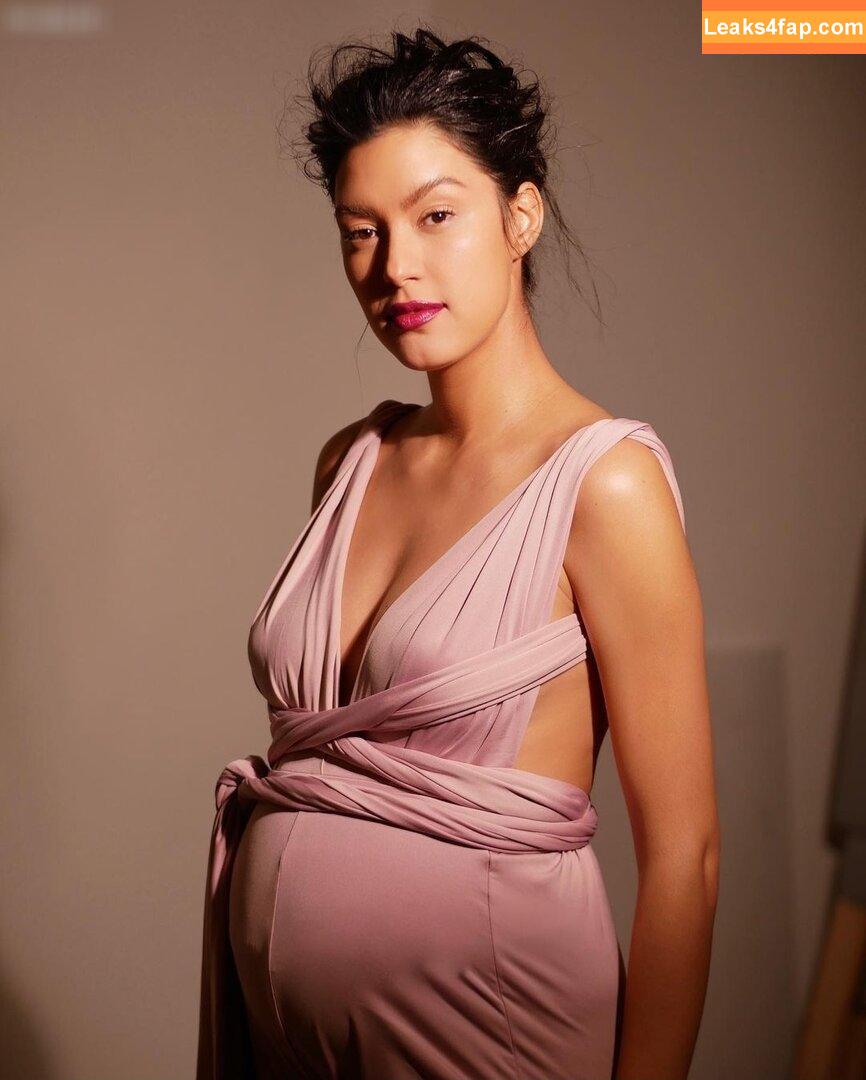 Rebecca Mir / sarahtoninx9_ слитое фото фото #0014