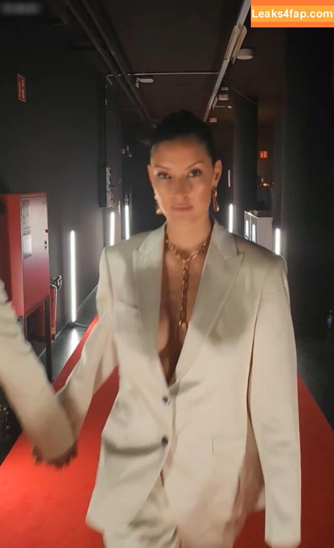 Rebecca Mir / sarahtoninx9_ слитое фото фото #0020