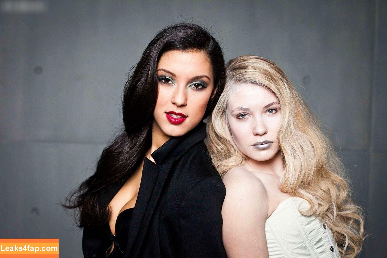 Rebecca Mir / sarahtoninx9_ leaked photo photo #0096