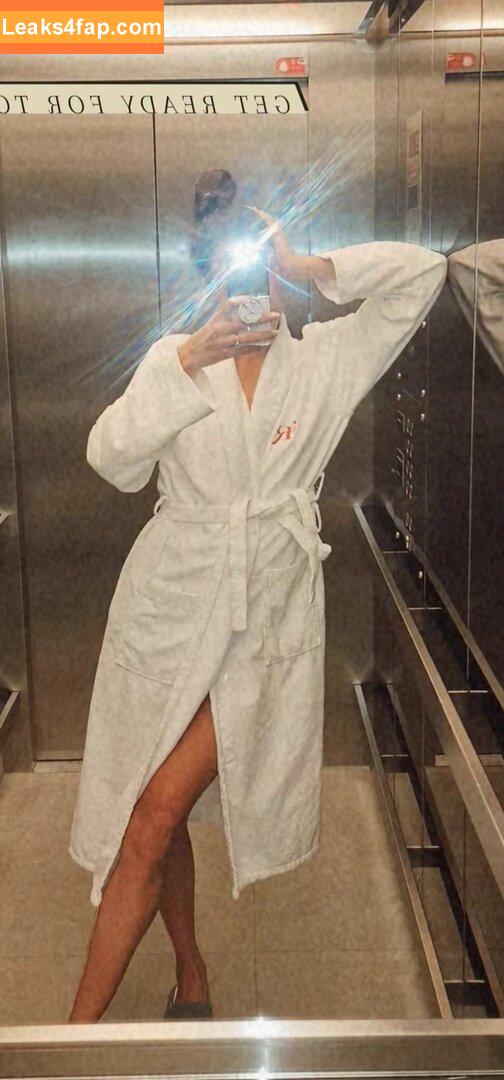 Rebecca Mir / sarahtoninx9_ leaked photo photo #0186