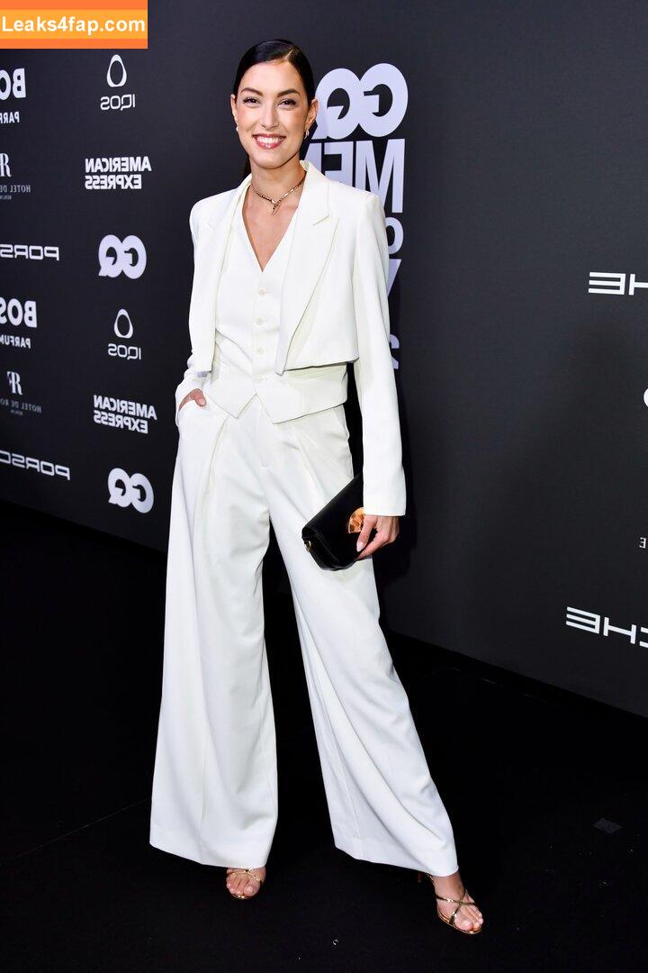 Rebecca Mir / sarahtoninx9_ leaked photo photo #0190