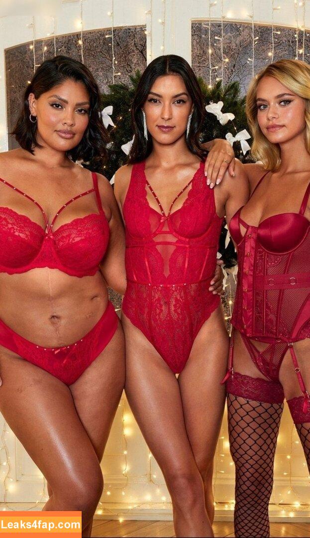 Rebecca Mir / sarahtoninx9_ leaked photo photo #0195