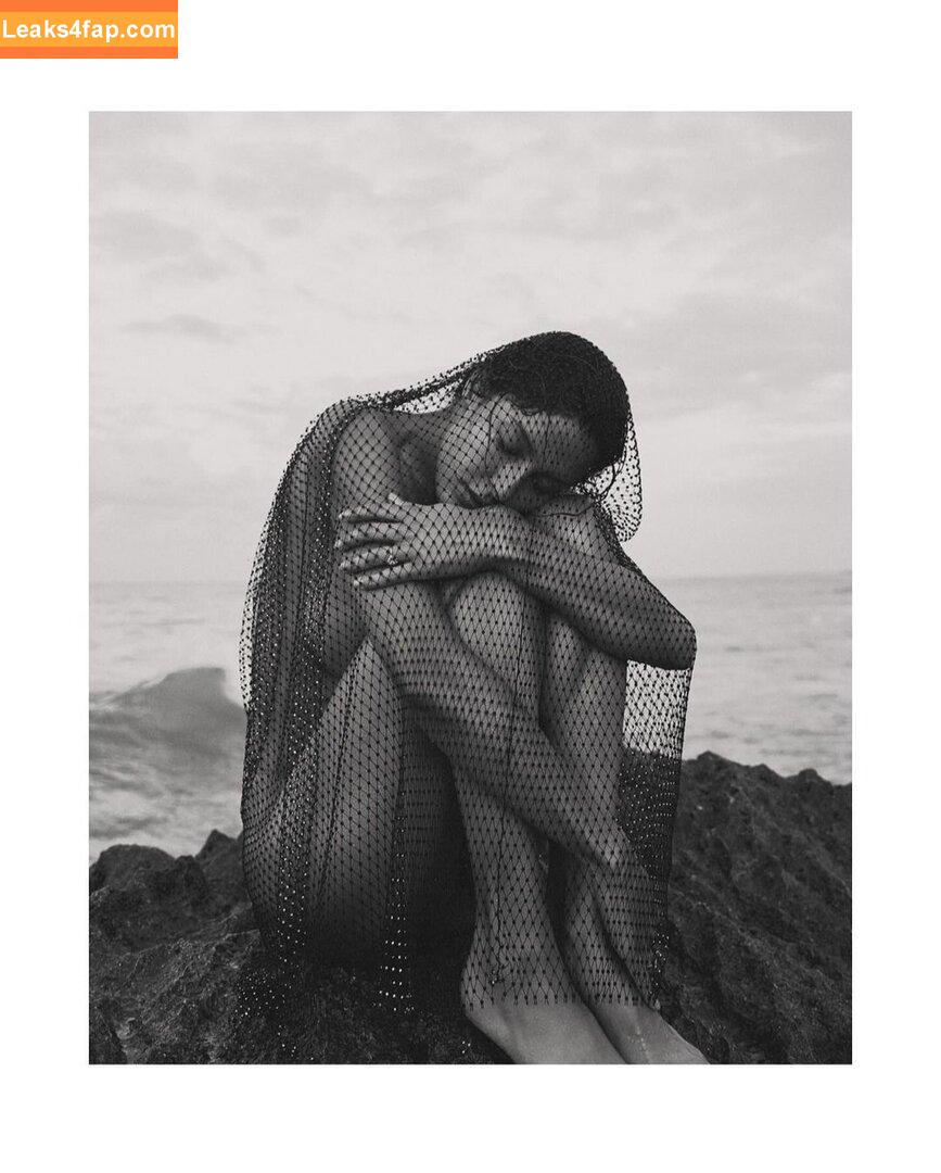 Rebecca Mir / sarahtoninx9_ leaked photo photo #0227
