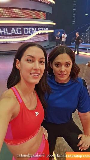 Rebecca Mir photo #0057