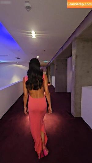 Rebecca Mir photo #0112