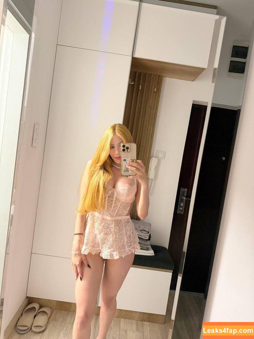 Rebecca Pavanelli / rebecca_pavanelli leaked photo photo #0125