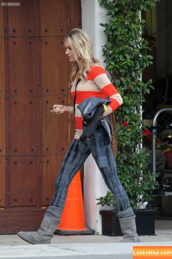 Rebecca Romijn / rebeccaromijn leaked photo photo #0049