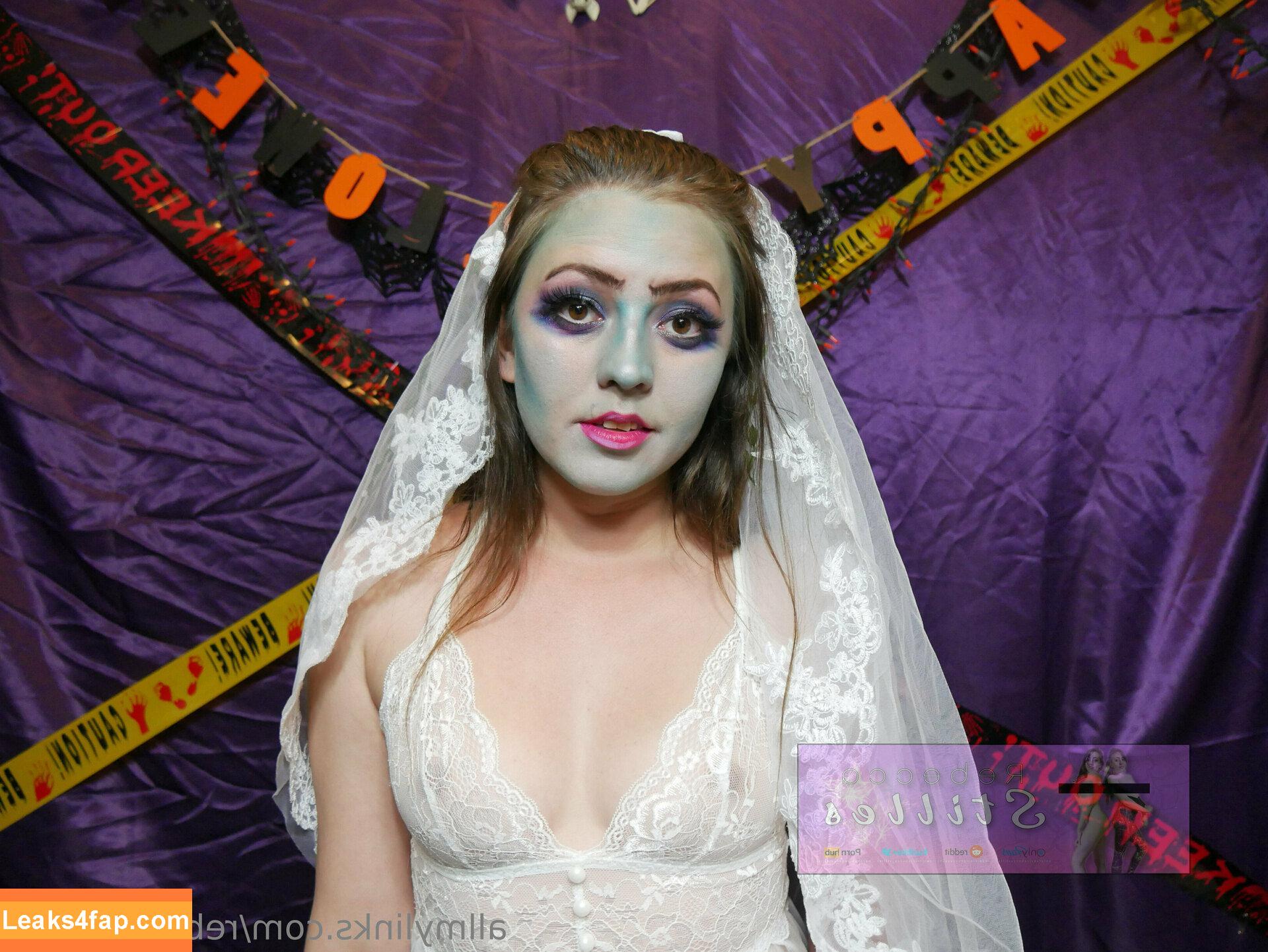 rebeccastilles /  leaked photo photo #0001