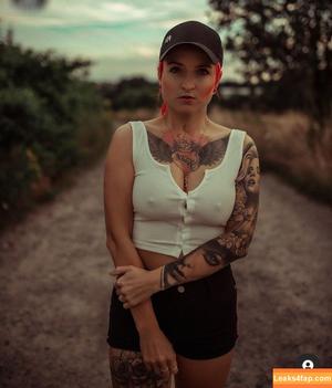 red_n_inked photo #0001