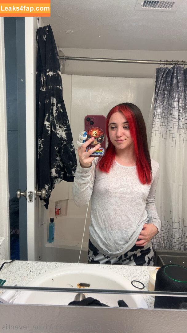 red.w /  leaked photo photo #0001