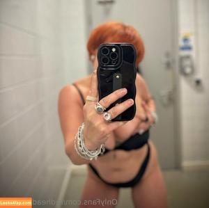 redheadbeautyy photo #0002