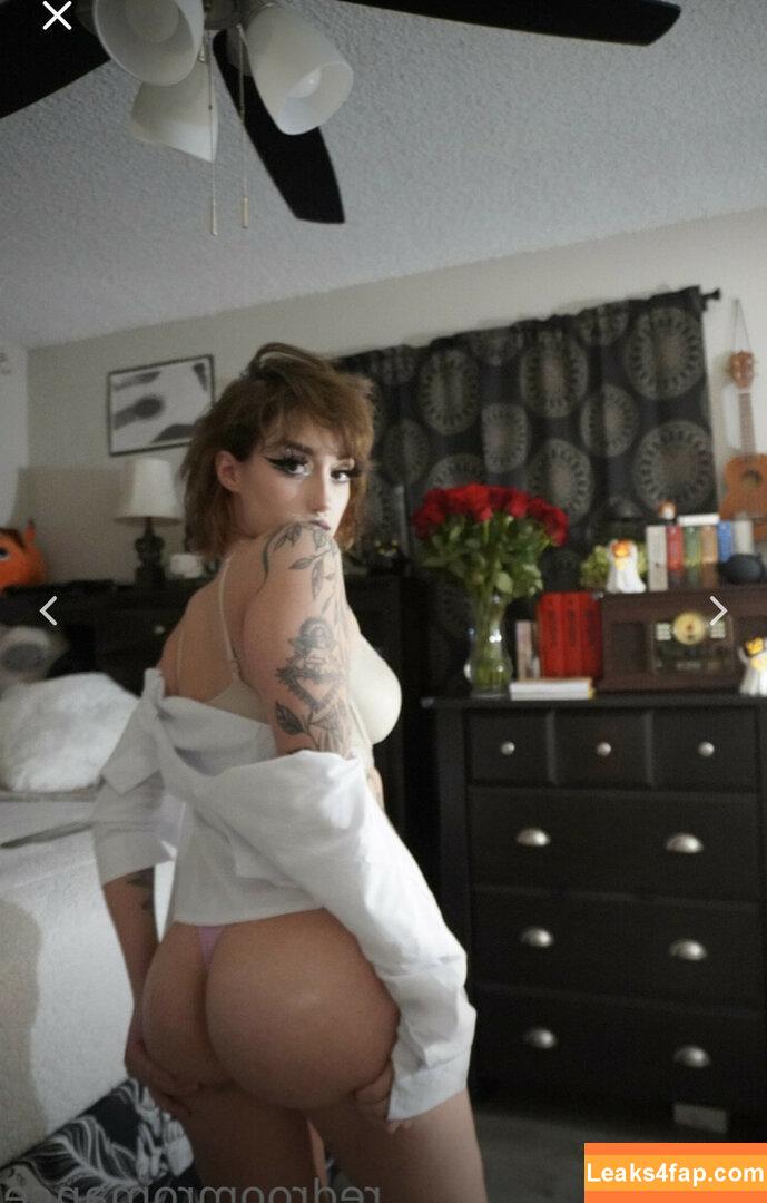 Redroomromance / Pinkroomromance / Rozr / https: / onlyredroom leaked photo photo #0061