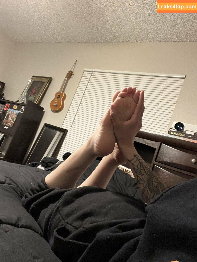 Redroomromance / Pinkroomromance / Rozr / https: / onlyredroom leaked photo photo #0076