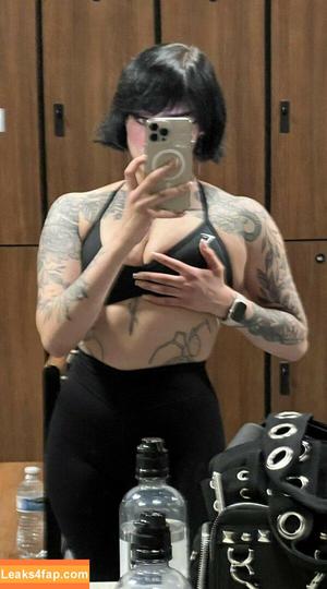 Redroomromance photo #0037