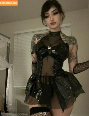 Redroomromance photo #0094