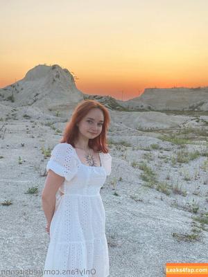 redsirennn photo #0002