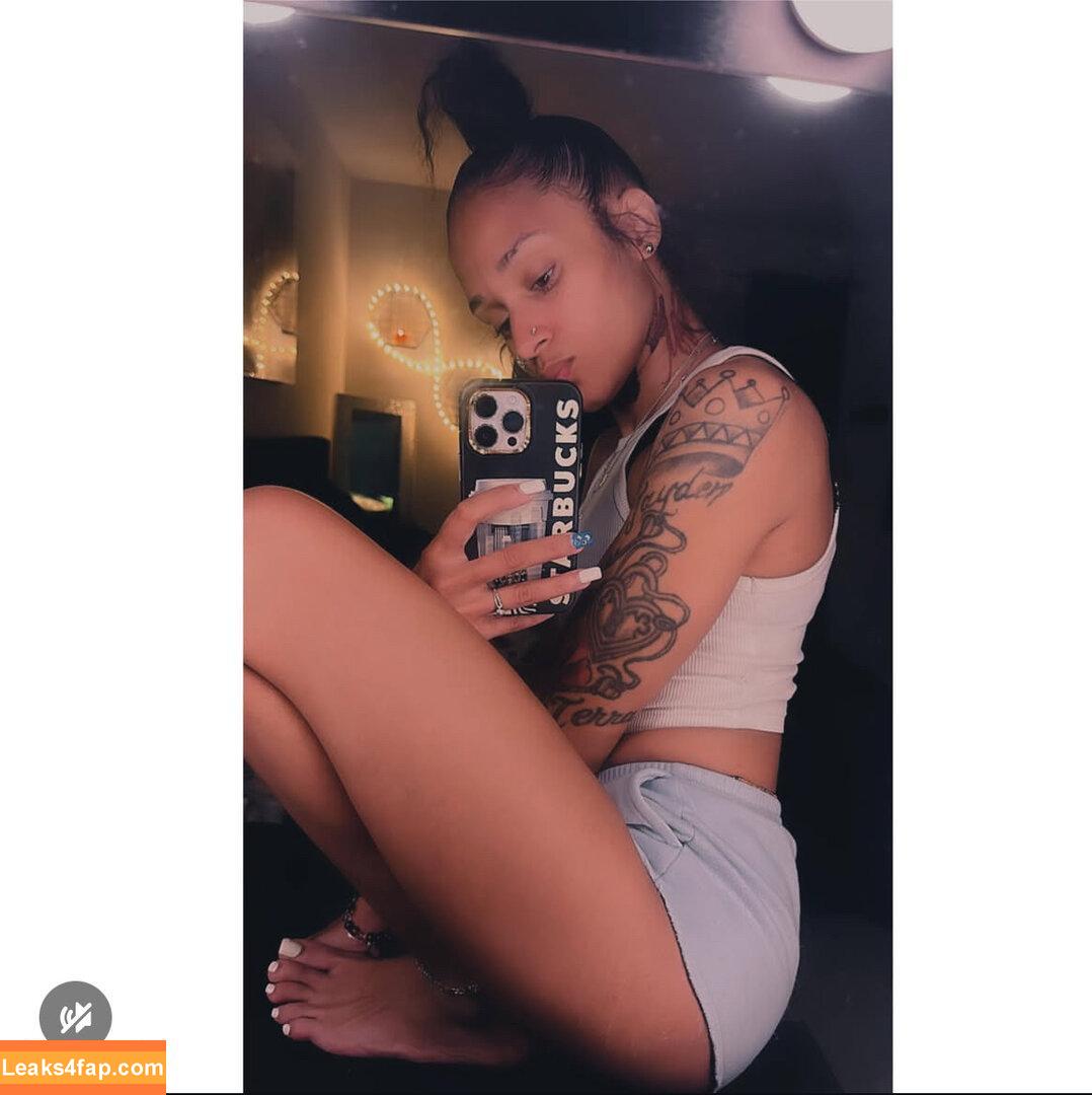 Redzztoes / Mikkaunique leaked photo photo #0002