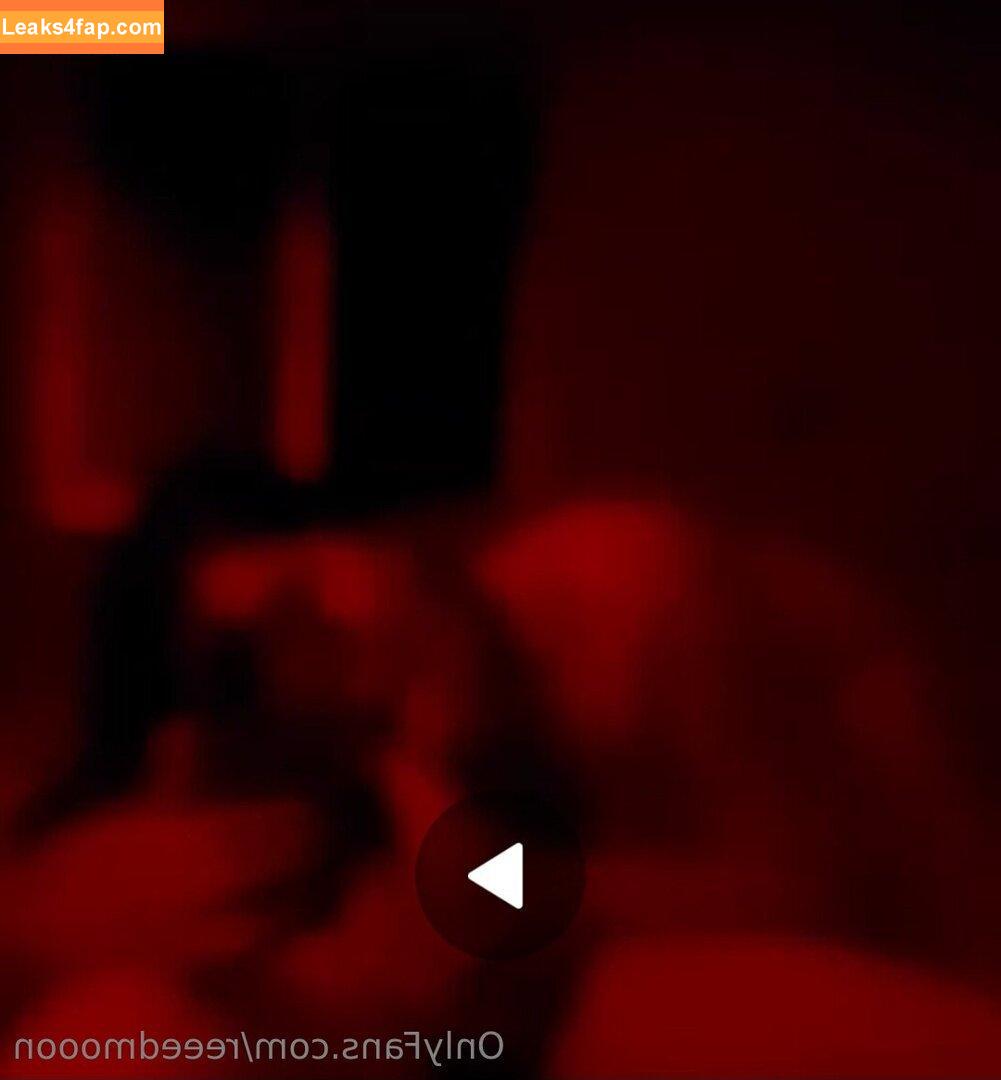 reeedmooon / evemooon leaked photo photo #0054
